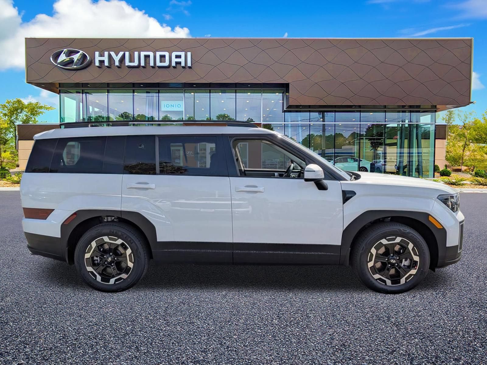 New 2026 Hyundai Santa Fe SEL FWD image 5