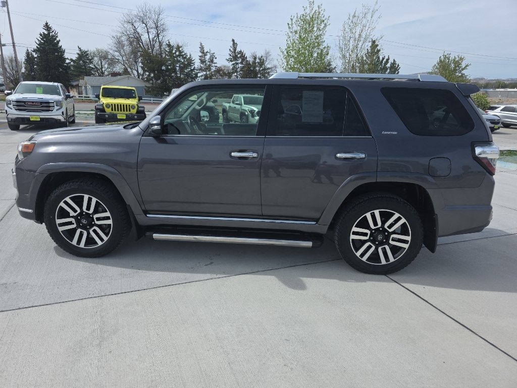 Used 2022 Toyota 4Runner Limited AWD/4WD image 8