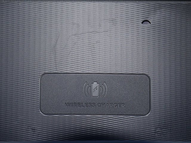 New 2025 Jeep Grand Cherokee Altitude image 4