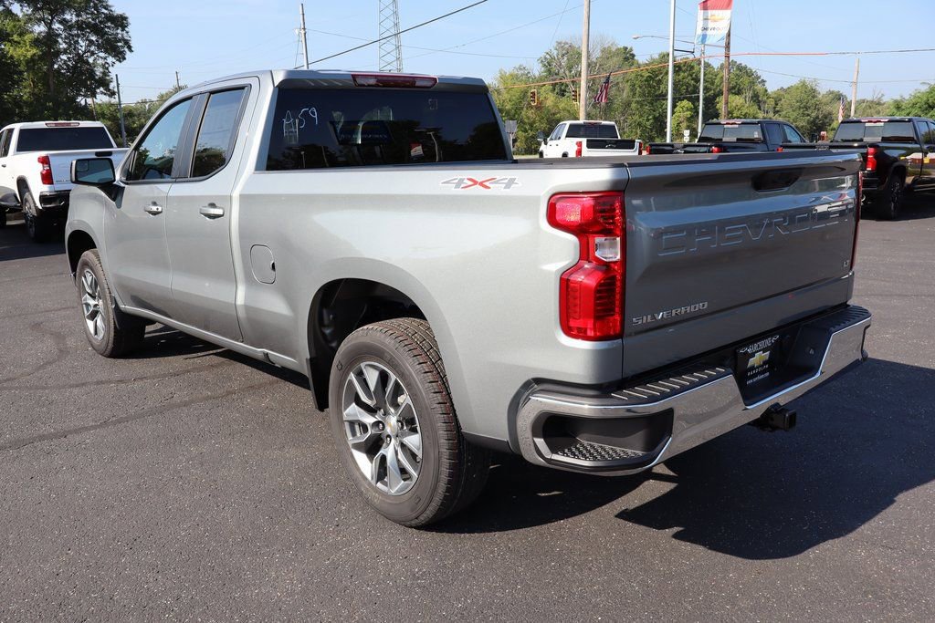 New 2026 Chevrolet Silverado 1500 LT image 3
