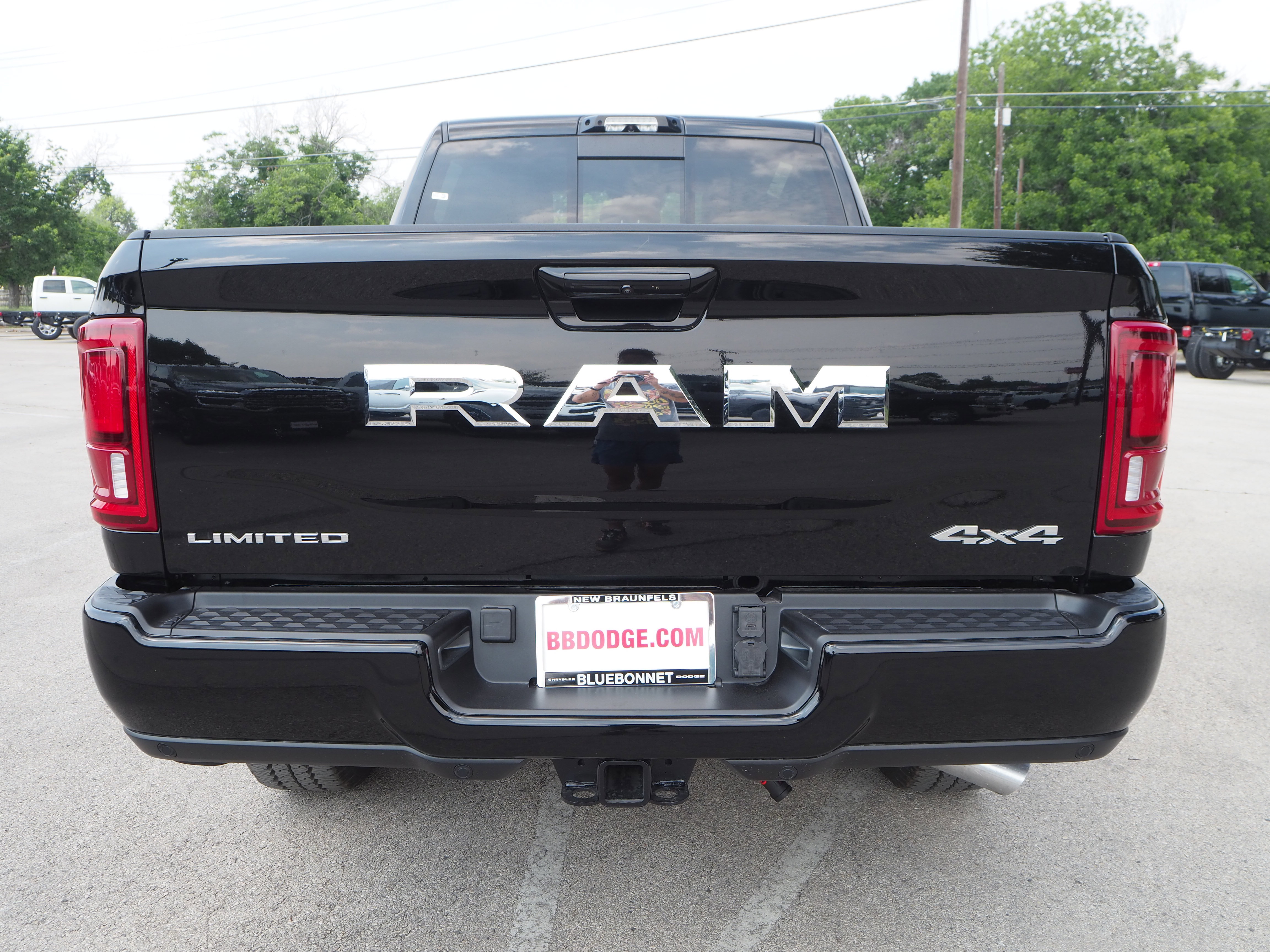 New 2025 RAM 2500 Limited AWD/4WD image 7