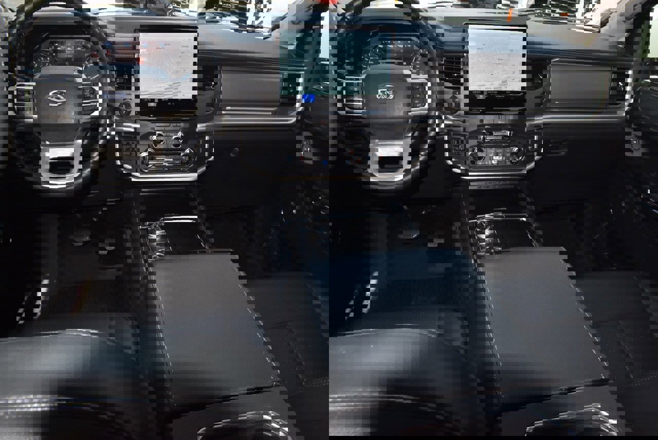 Used 2022 Ford Expedition Max XLT image 17