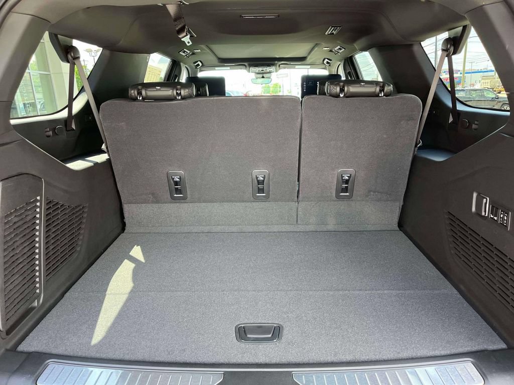 New 2026 GMC Yukon XL Denali AWD/4WD image 19