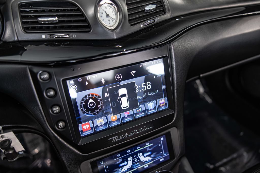 Used 2015 Maserati GranTurismo Sport RWD image 28