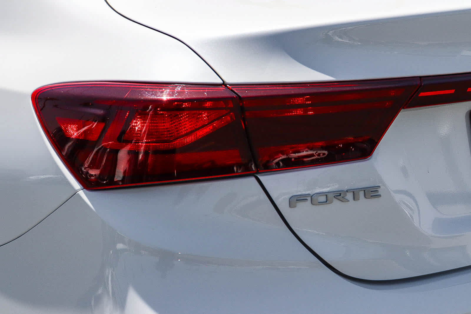 Used 2023 Kia Forte LXS w/ LXS Technology Package FWD image 11