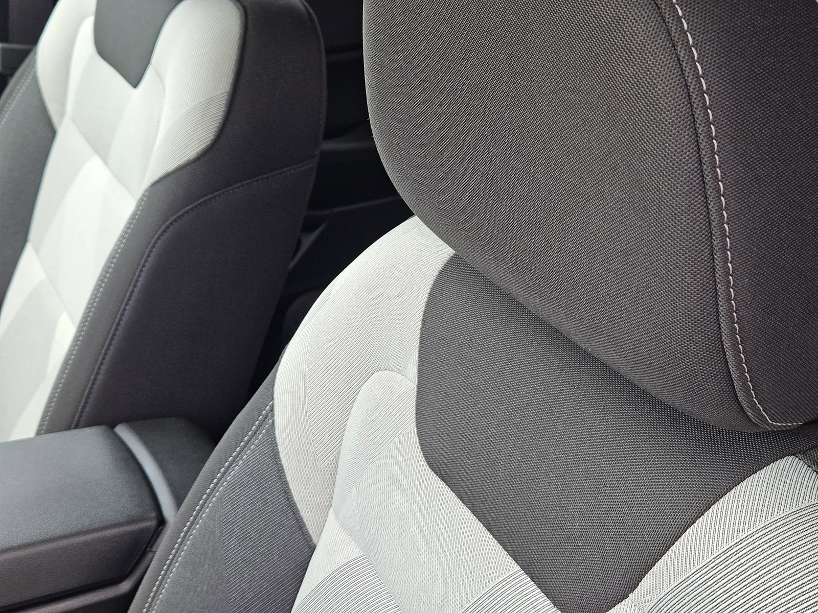 New 2026 Chevrolet Trax LS w/ Driver Confidence Package image 24