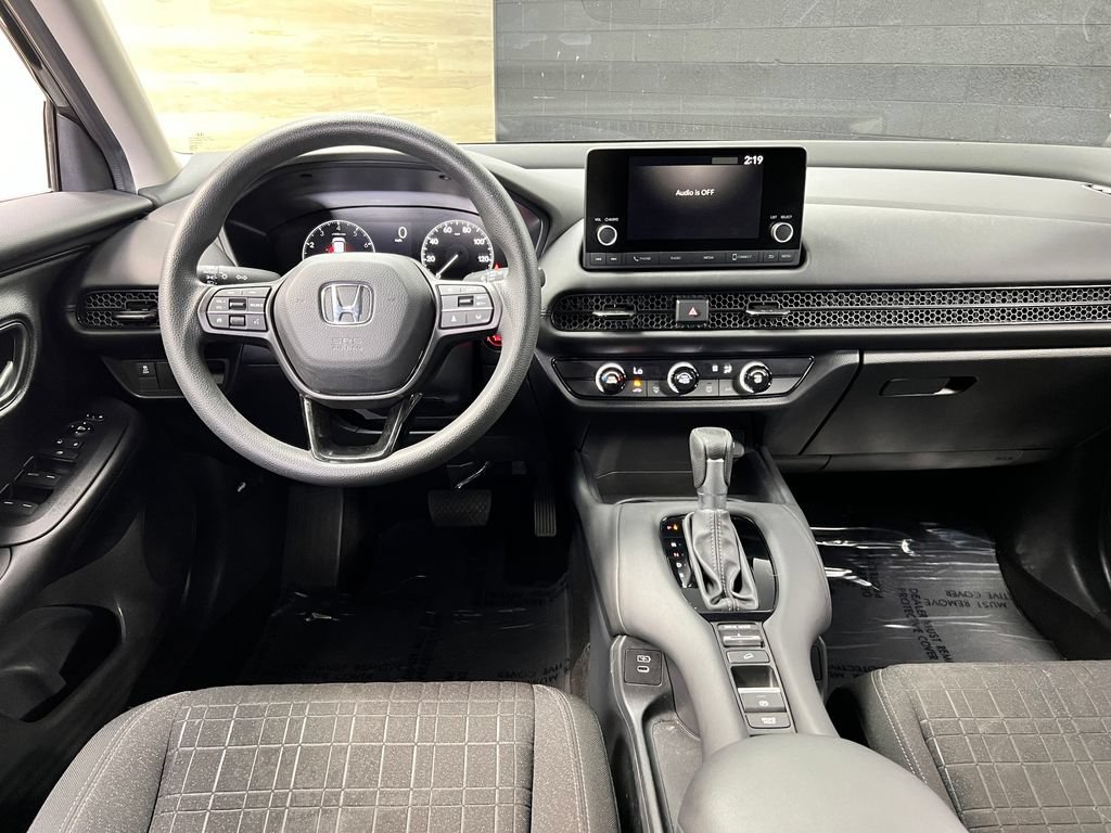 Used 2024 Honda HR-V LX image 2