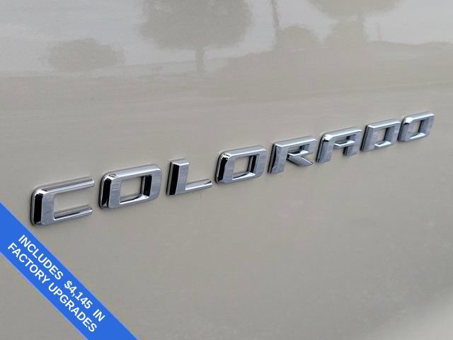 Used 2023 Chevrolet Colorado Trail Boss w/ Technology Package AWD/4WD image 11