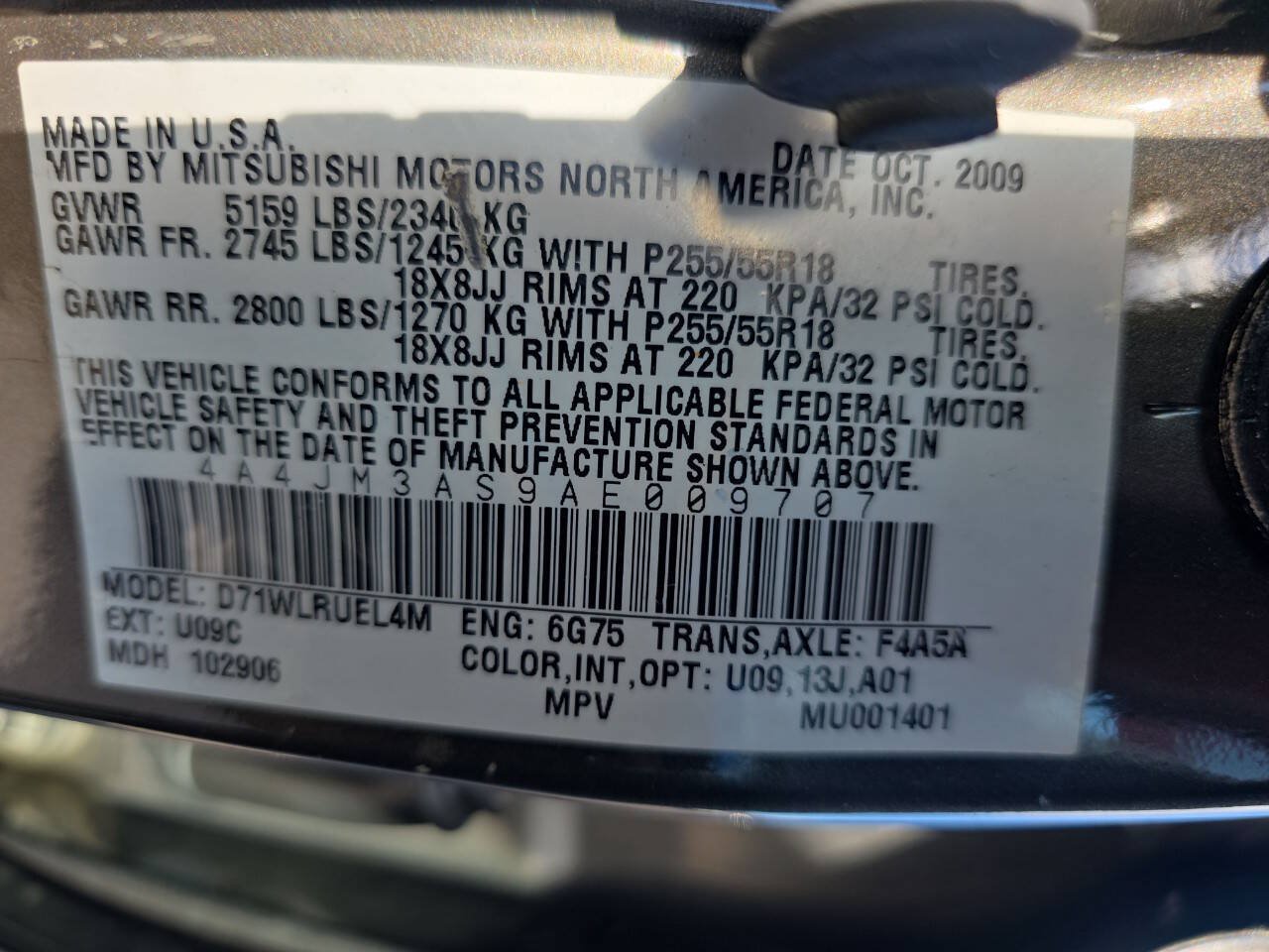 Used 2010 Mitsubishi Endeavor SE FWD image 31
