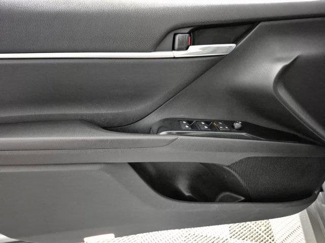 Certified 2019 Toyota Camry LE image 13