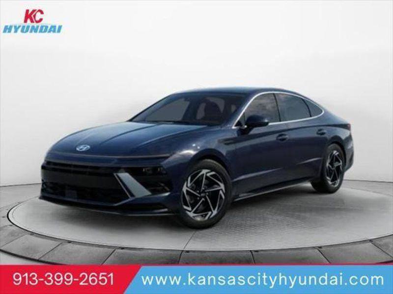 New 2026 Hyundai Sonata SEL image 1