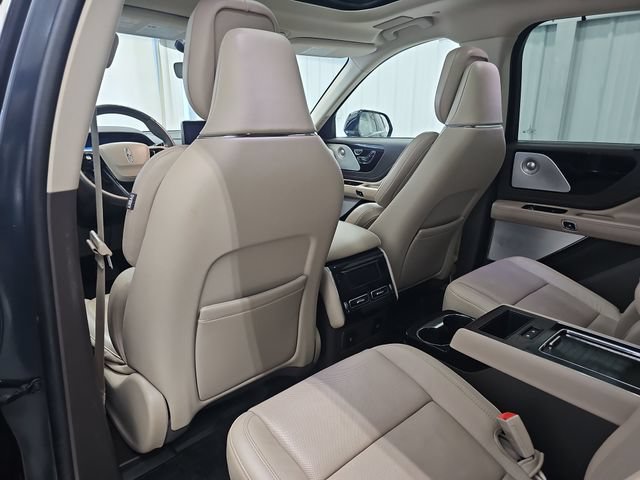Used 2022 Lincoln Aviator Reserve w/ Equipment Group 201A AWD/4WD image 35