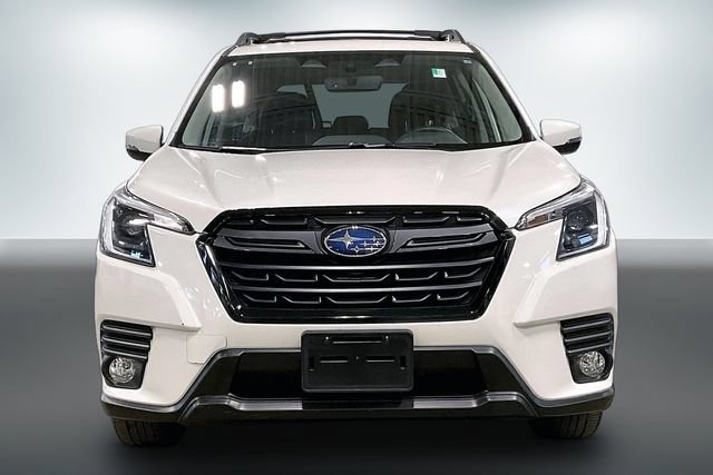 Used 2023 Subaru Forester Limited AWD/4WD image 2