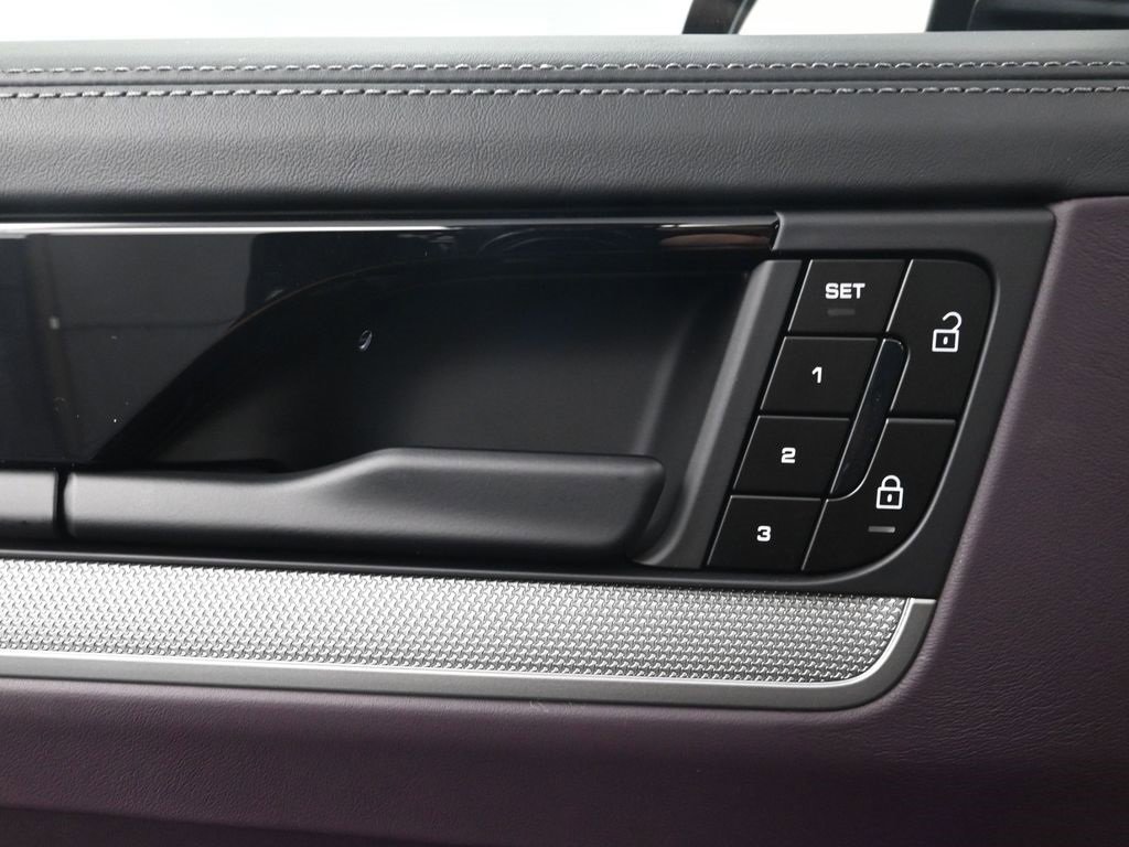 New 2026 Porsche Cayenne Coupe image 18