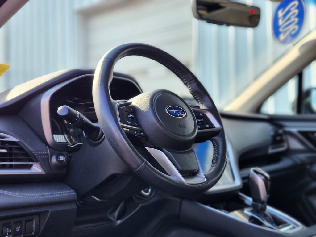 Used 2022 Subaru Outback Limited image 17