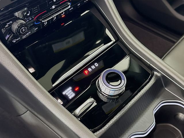 New 2025 Jeep Grand Cherokee L Limited w/ Trailer Tow Package image 20