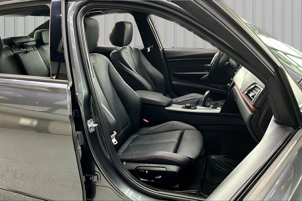 Used 2013 BMW 328i xDrive Sedan image 28