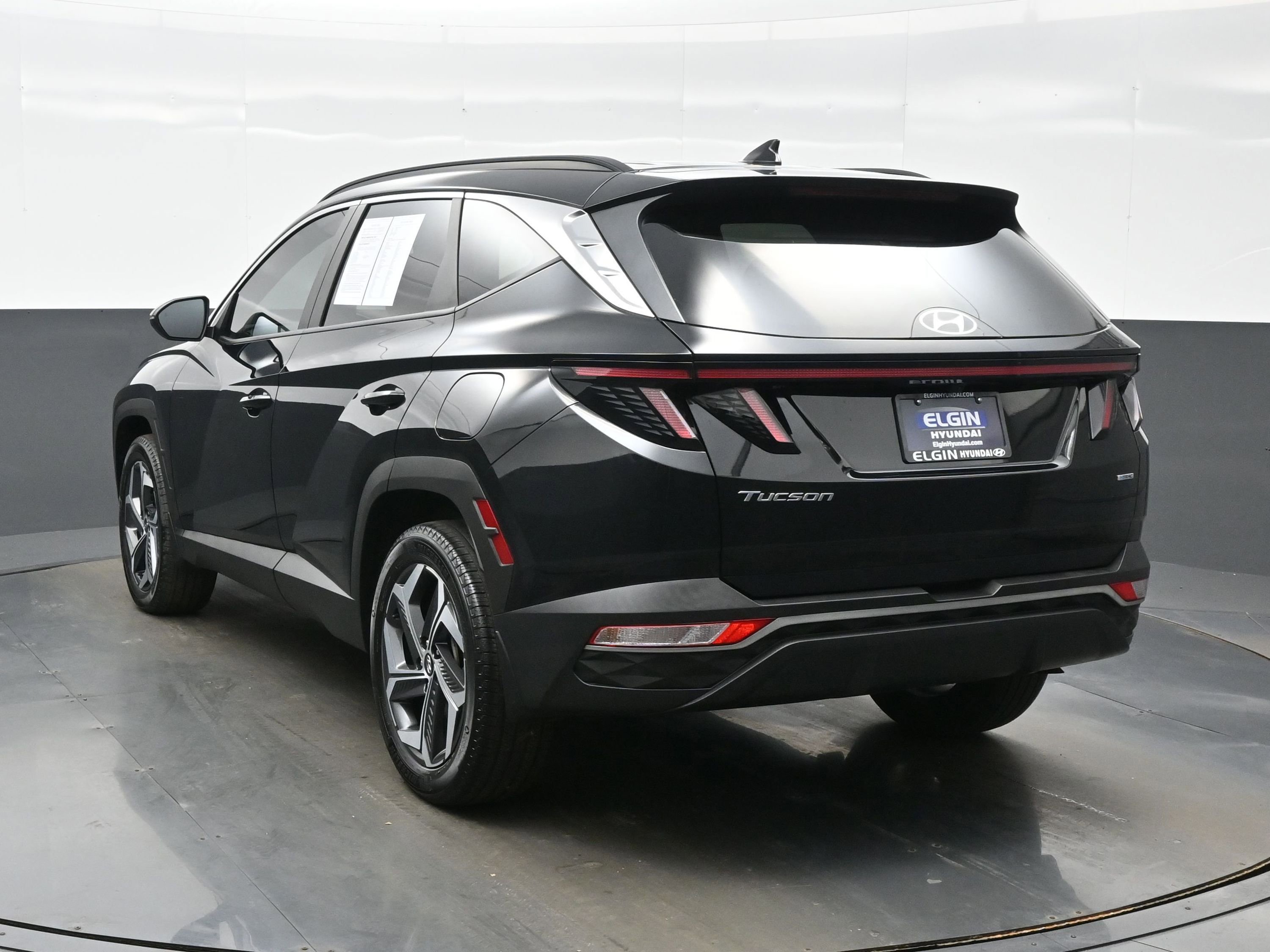 Used 2023 Hyundai Tucson SEL w/ Convenience Package AWD/4WD image 4
