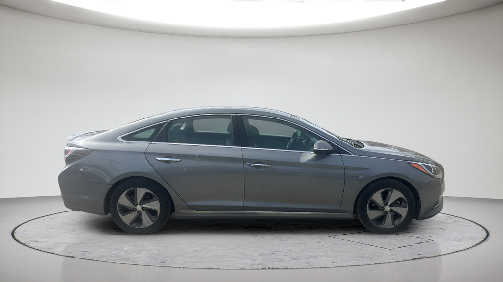 Used 2017 Hyundai Sonata Limited FWD image 4