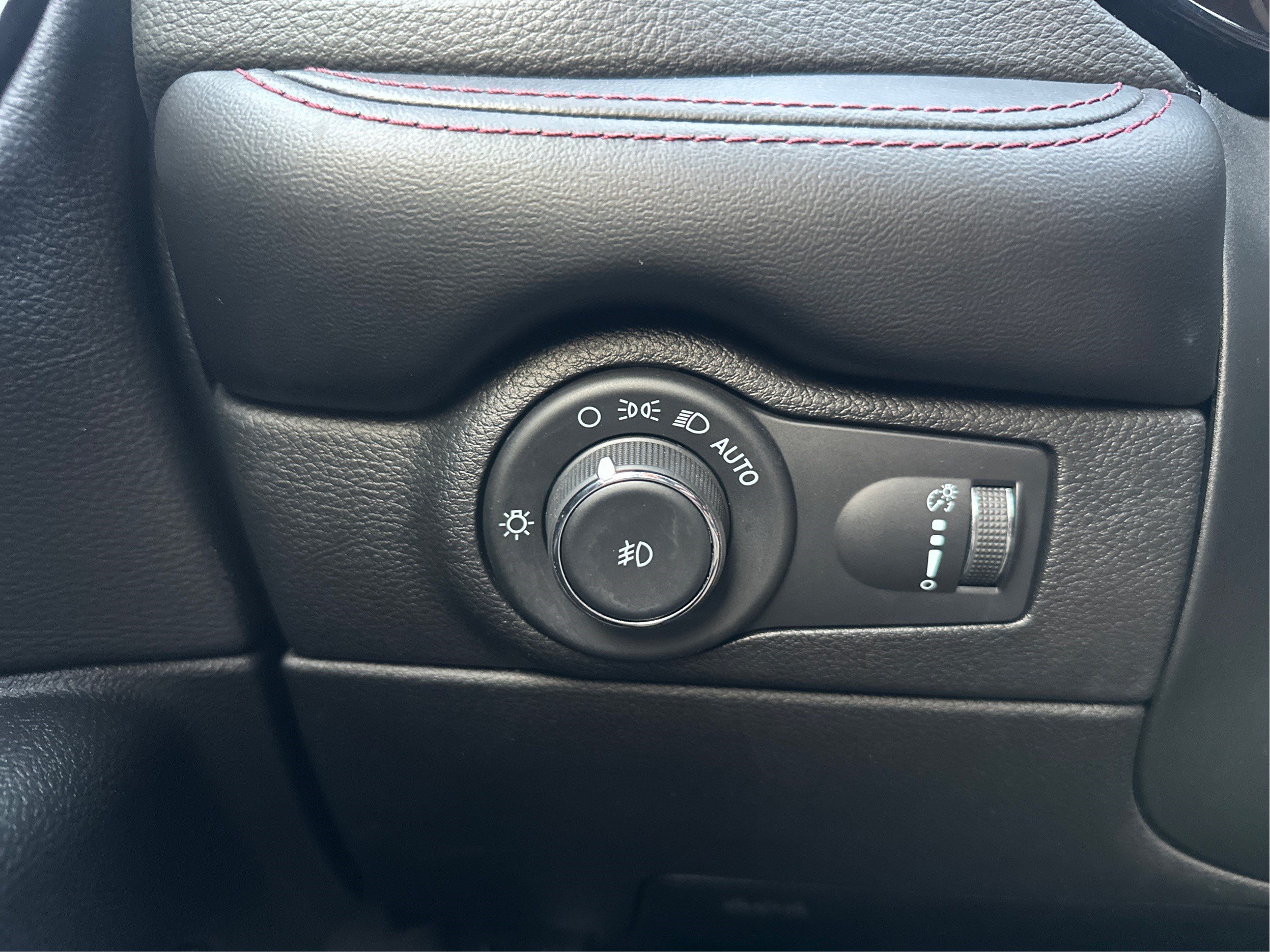 Used 2021 Dodge Durango R/T w/ Trailer Tow Group IV AWD/4WD image 19