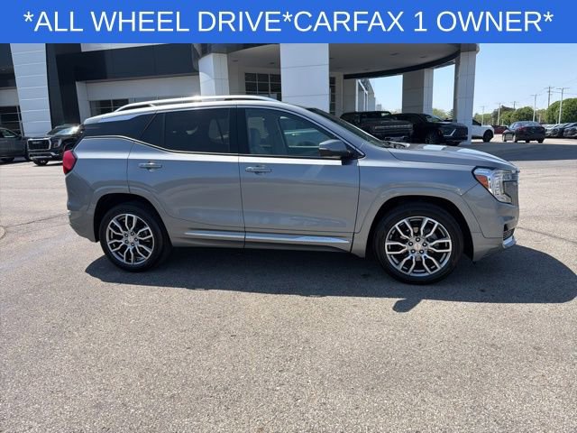 Used 2023 GMC Terrain Denali w/ Denali Premium Package AWD/4WD image 17
