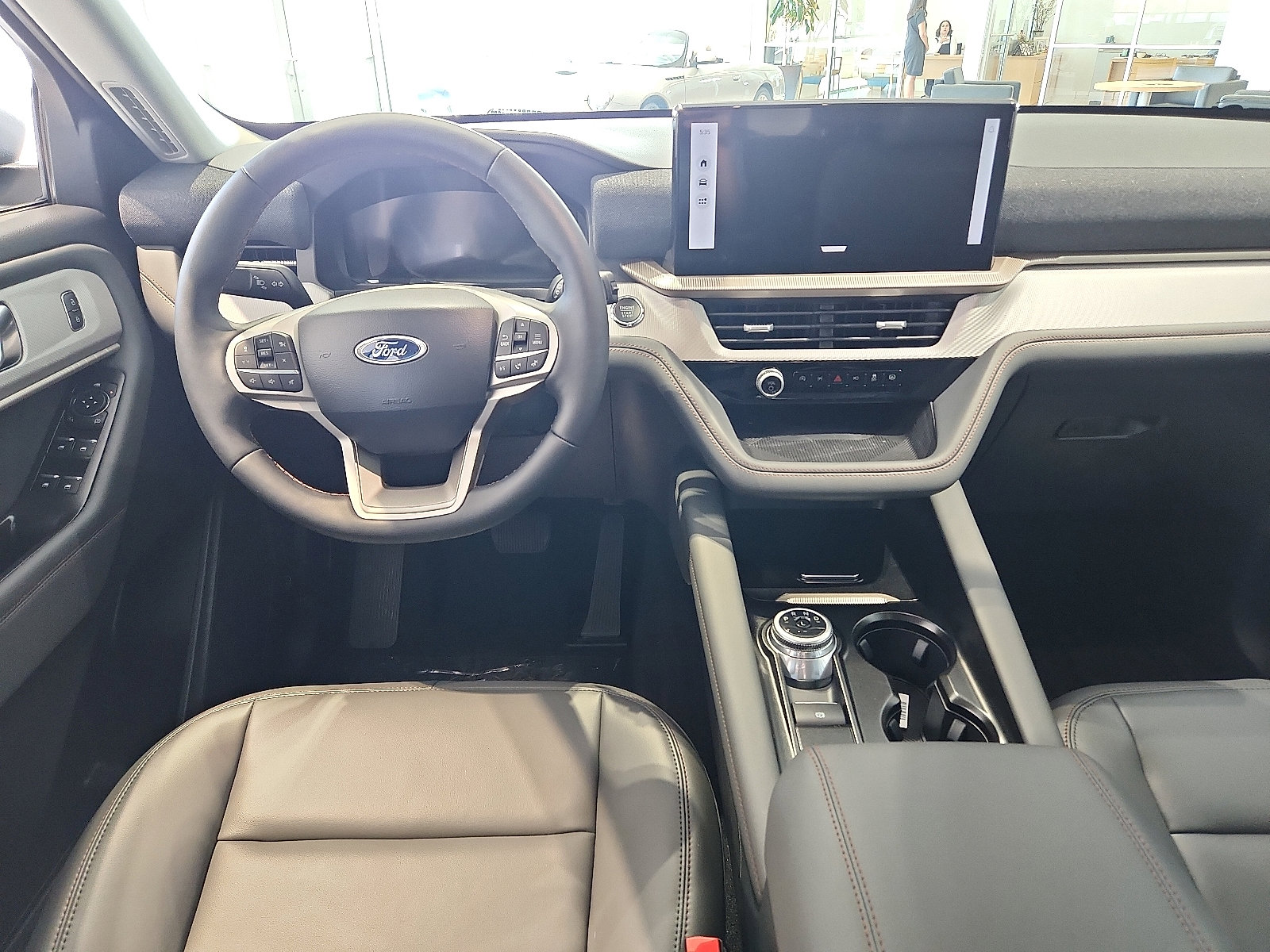 New 2025 Ford Explorer Active w/ Active Comfort Package image 11