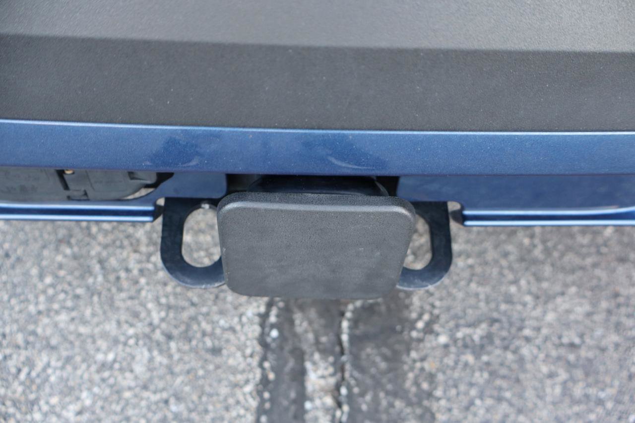 Used 2023 BMW X3 xDrive30i w/ Premium Package image 7