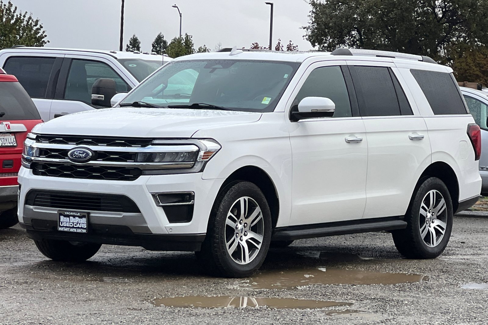 Certified 2024 Ford Expedition Limited image 8