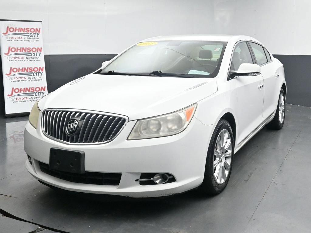 Used 2013 Buick LaCrosse Leather w/ Entertainment Package image 4