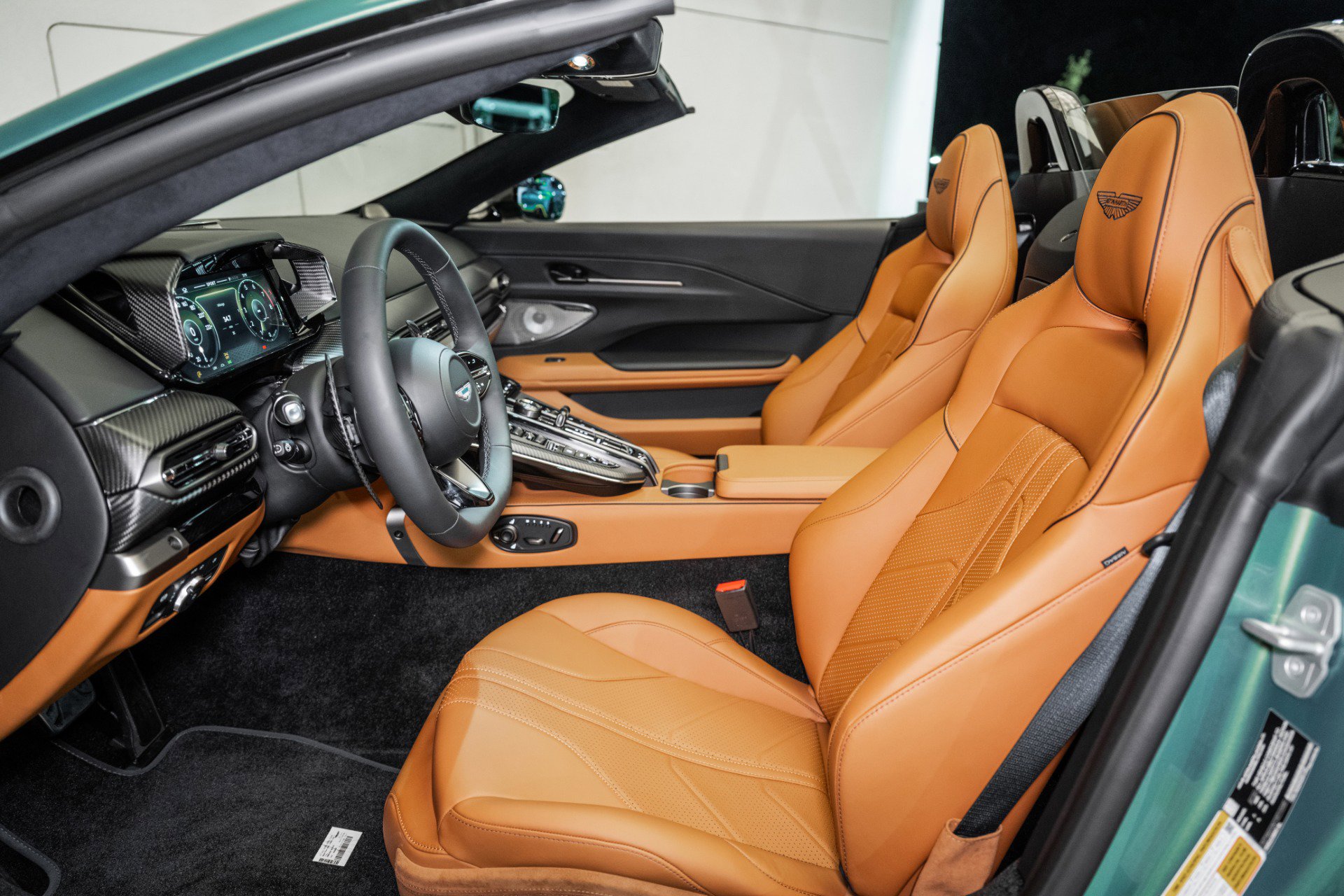 New 2026 Aston Martin V8 Vantage Roadster image 12