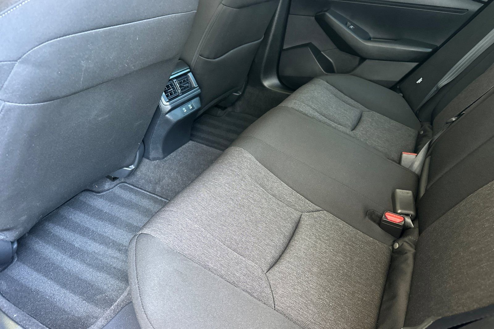 Used 2025 Honda Accord LX image 12