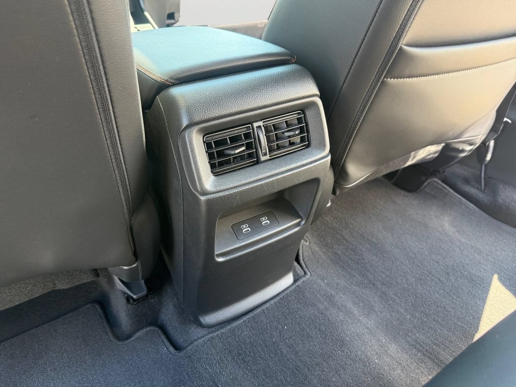 Used 2024 Honda CR-V Sport Touring image 28