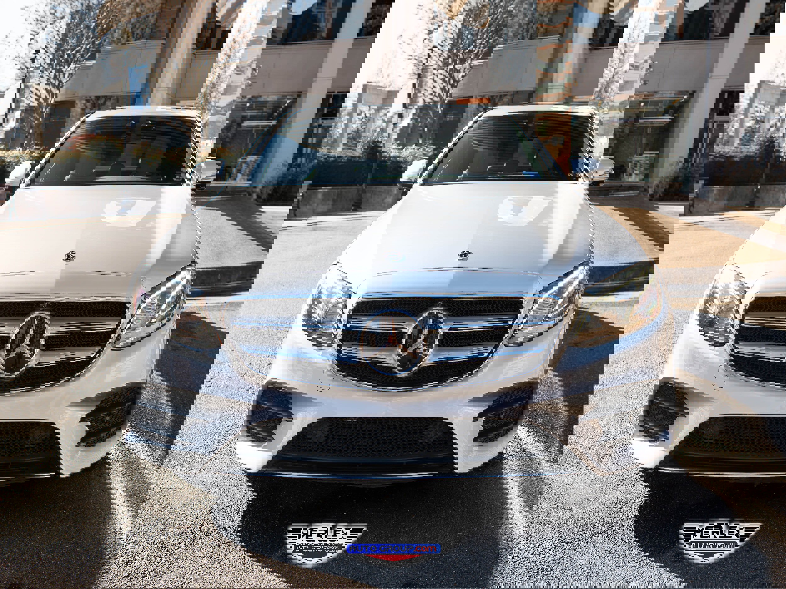 Used 2017 Mercedes-Benz E 300 image 2