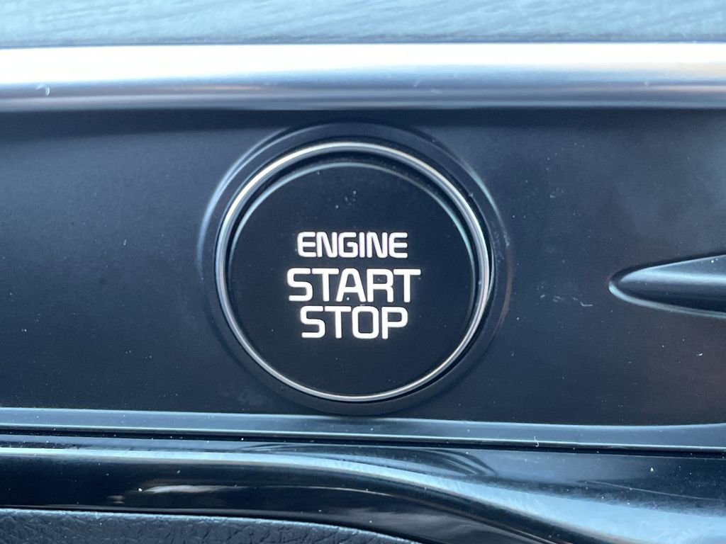 Used 2025 Kia K5 EX image 17