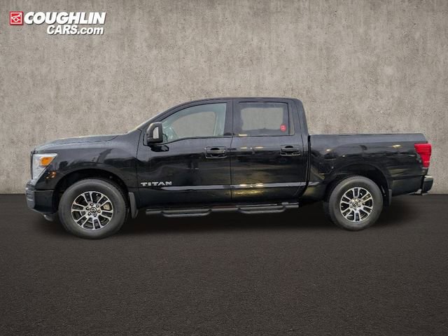 Certified 2024 Nissan Titan SV w/ SV Convenience Package image 4