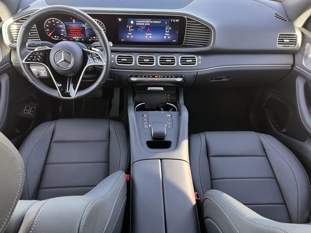 Used 2025 Mercedes-Benz GLE 450e 4MATIC image 11