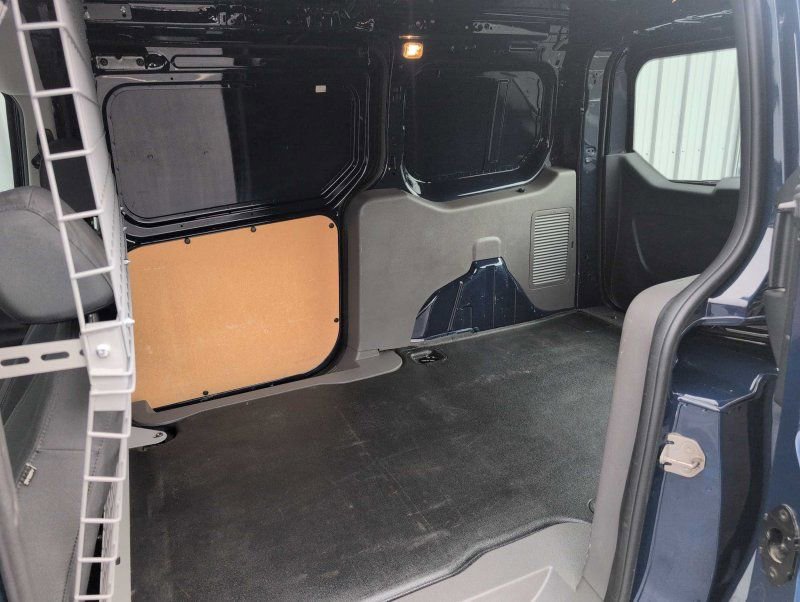 Used 2020 Ford Transit Connect XL image 23