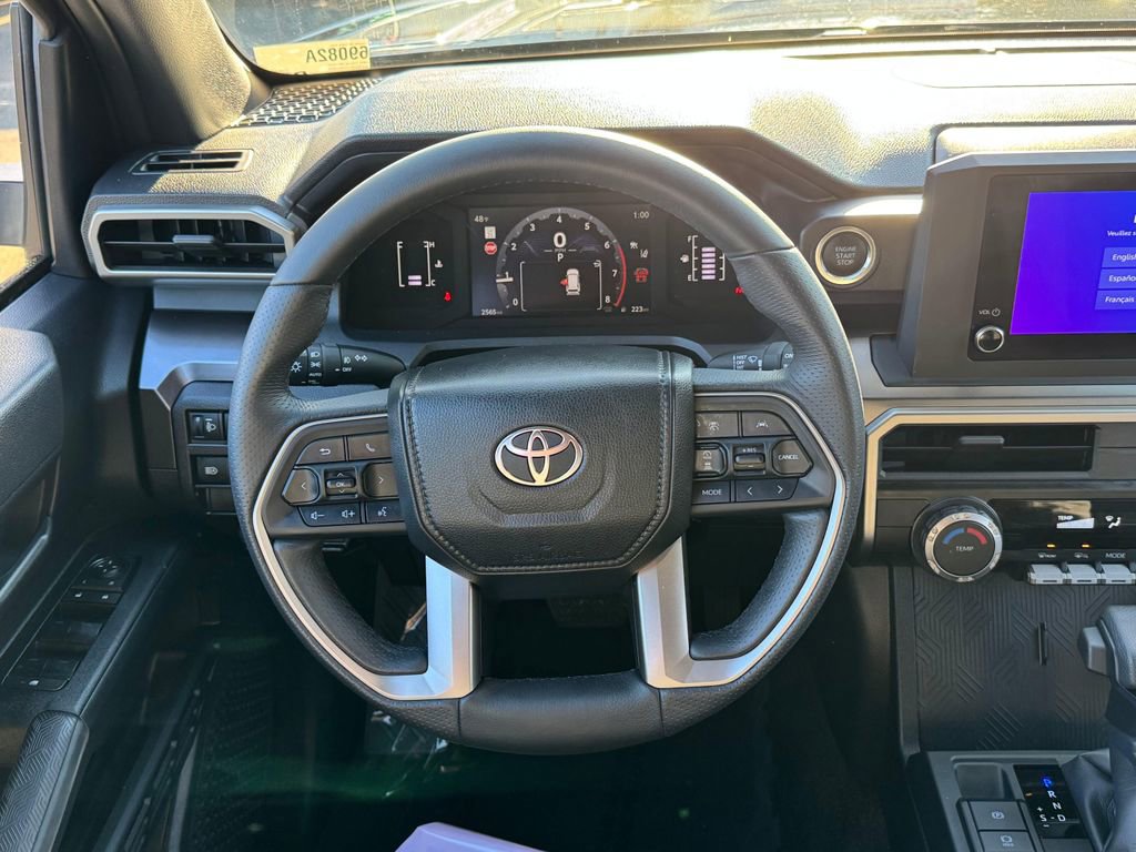 New 2025 Toyota 4Runner SR5 AWD/4WD image 17