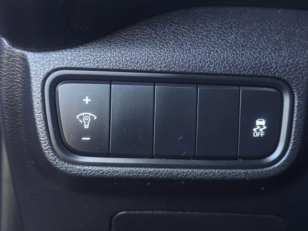 Used 2020 Kia Soul LX FWD image 19