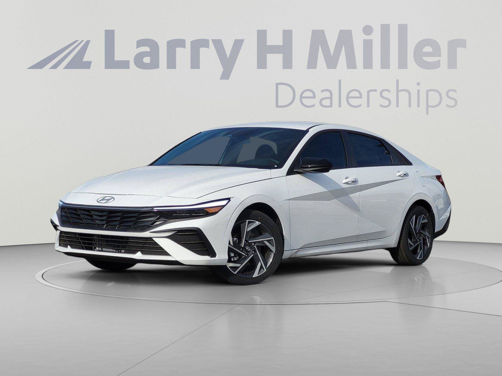 New 2025 Hyundai Elantra SEL FWD image 1