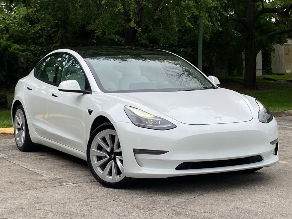 Used 2022 Tesla Model 3 Long Range AWD/4WD image 4