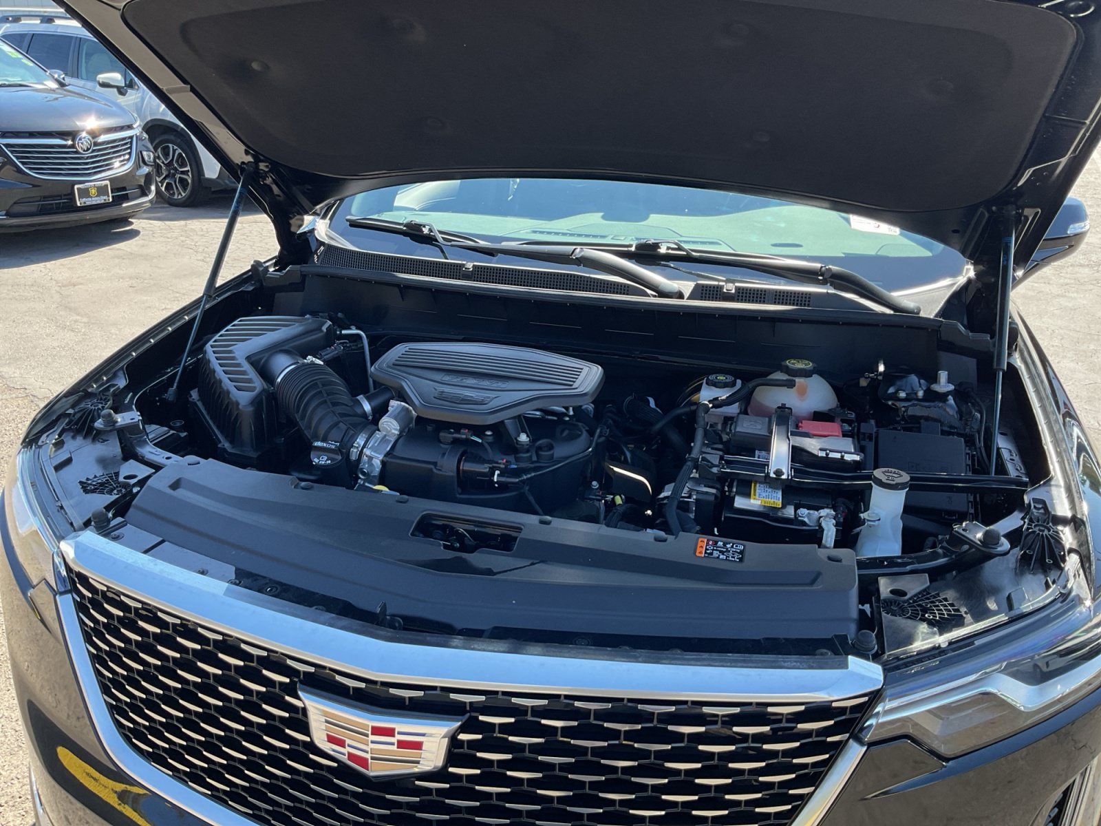 Used 2023 Cadillac XT6 Premium Luxury FWD image 23