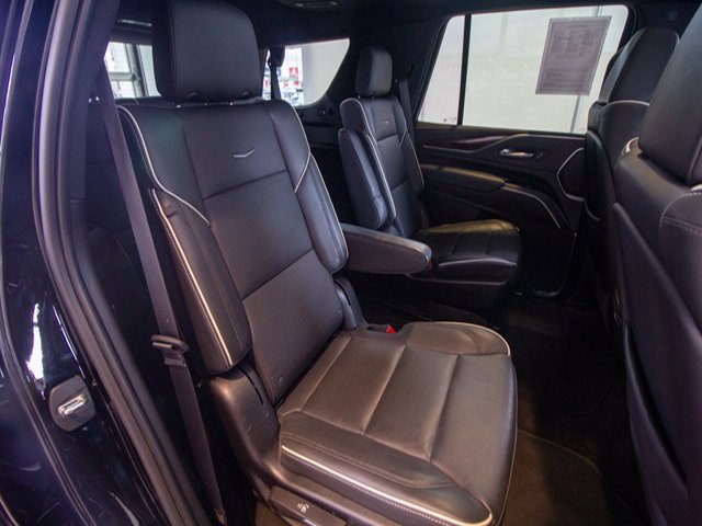 Used 2023 Cadillac Escalade Premium Luxury image 20