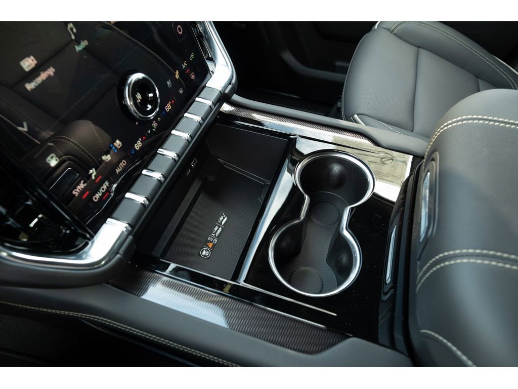 New 2026 GMC Yukon Elevation image 26