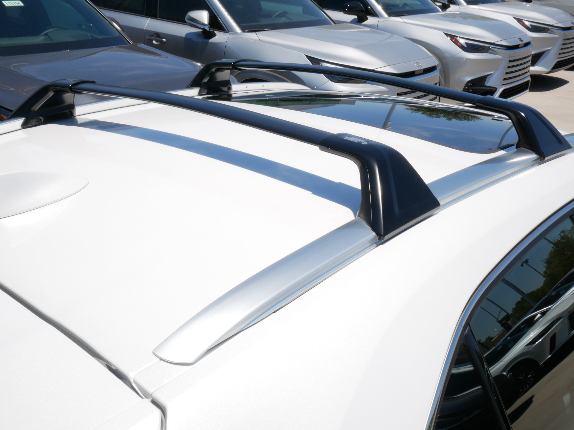Used 2025 Lexus UX 300h FWD w/ Accessory Package (Z2) image 21