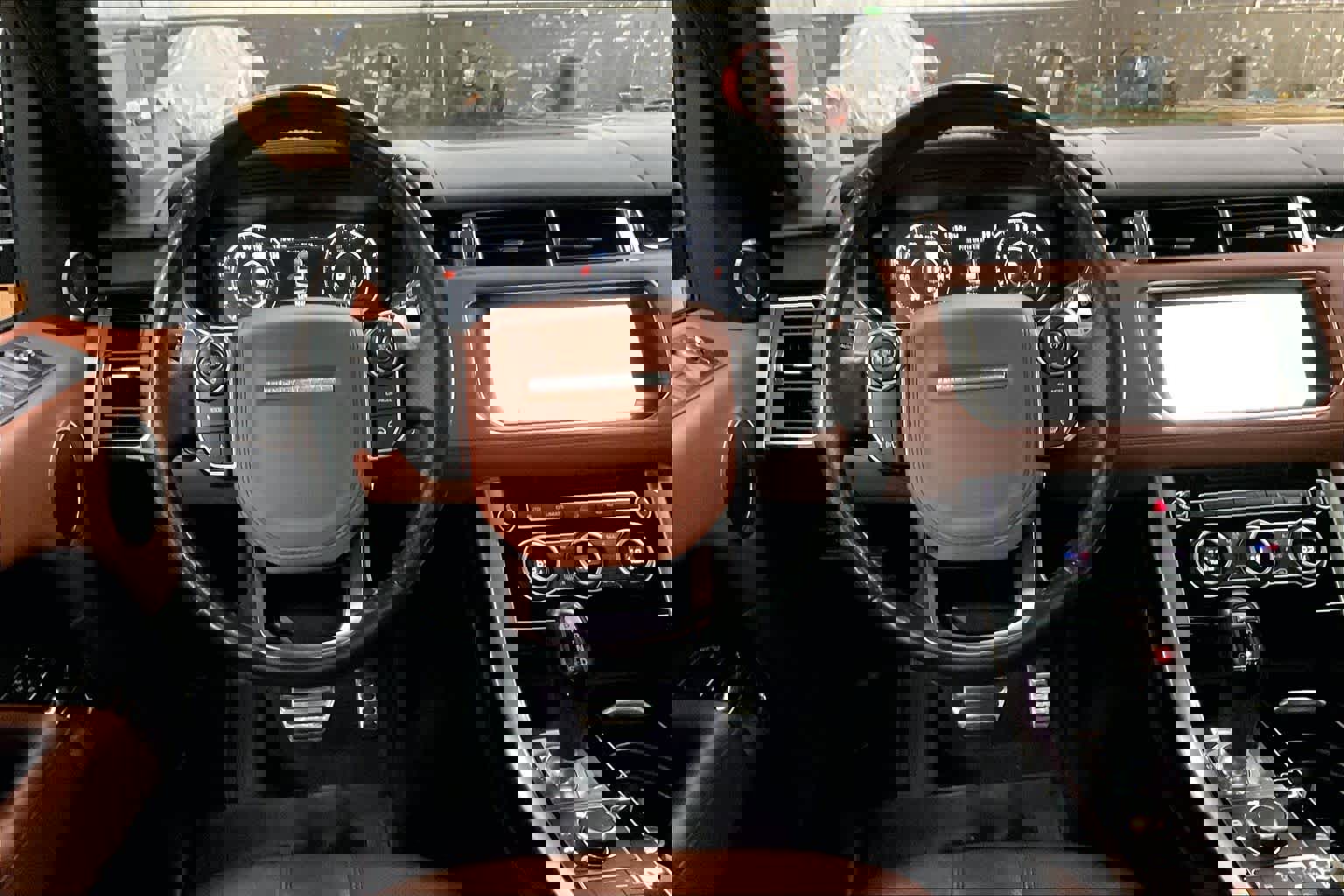 Used 2017 Land Rover Range Rover Sport HSE Dynamic image 8