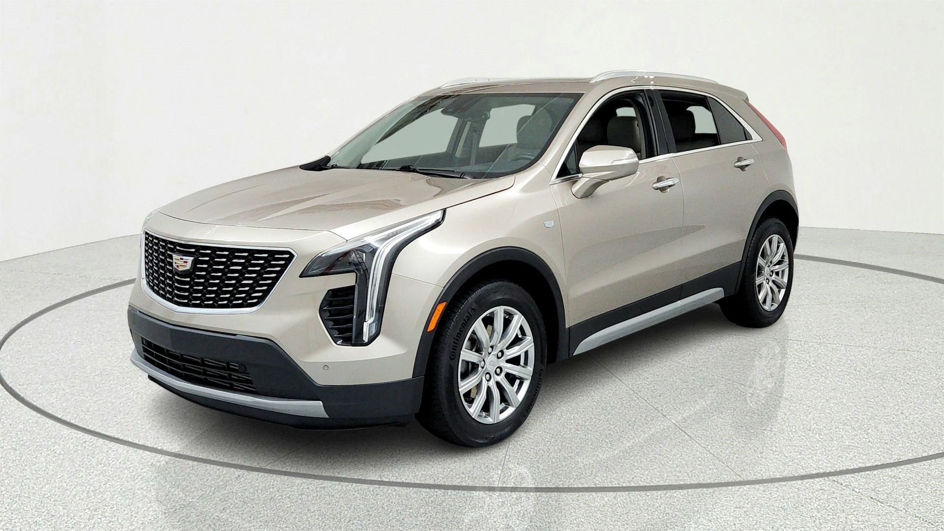 Certified 2023 Cadillac XT4 Premium Luxury w/ Technology Package AWD/4WD image 1