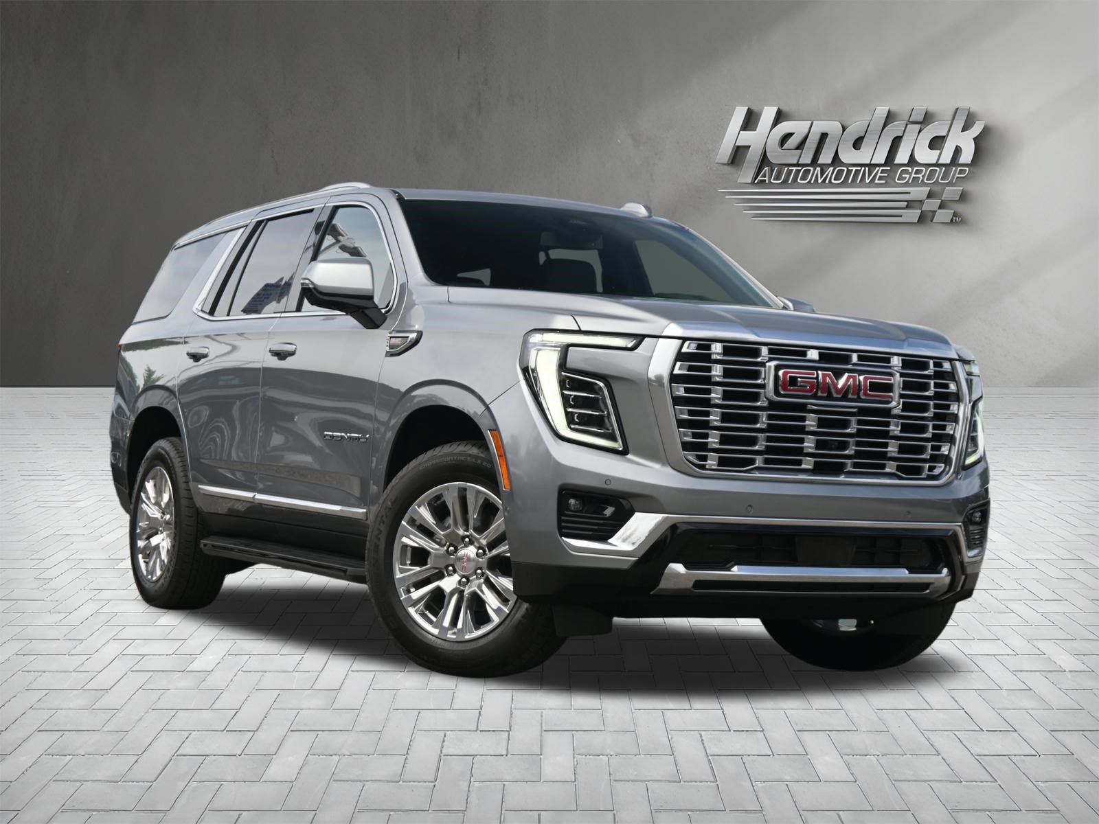 Used 2025 GMC Yukon Denali AWD/4WD image 2