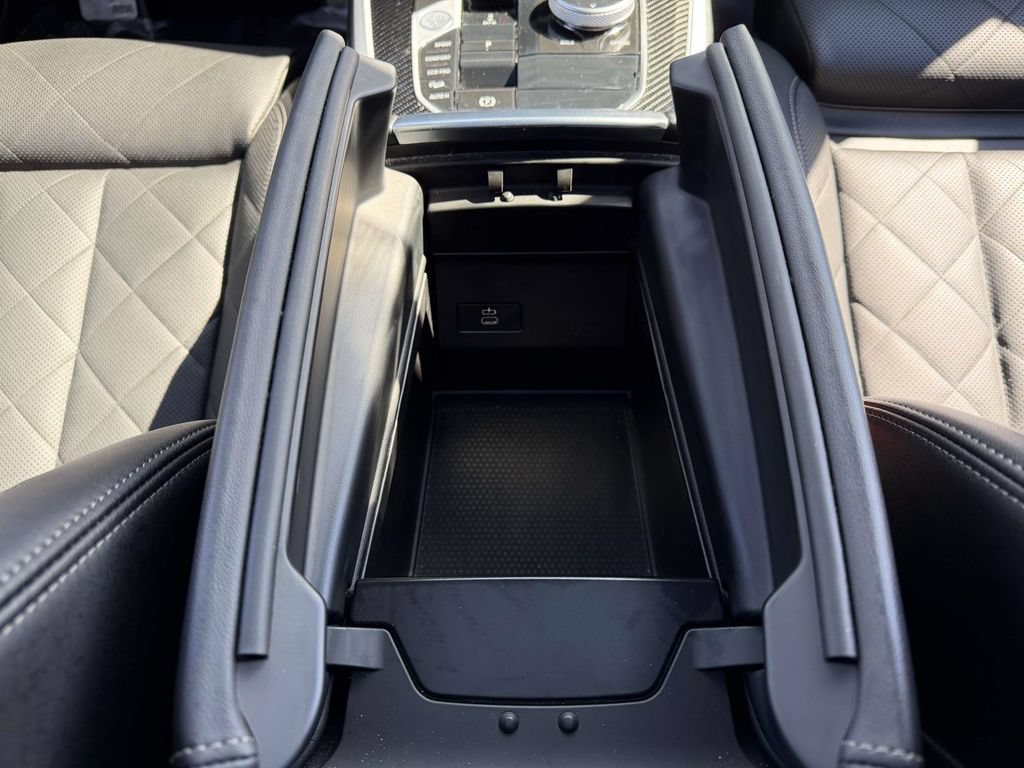 Used 2026 BMW X5 M60i AWD/4WD image 22