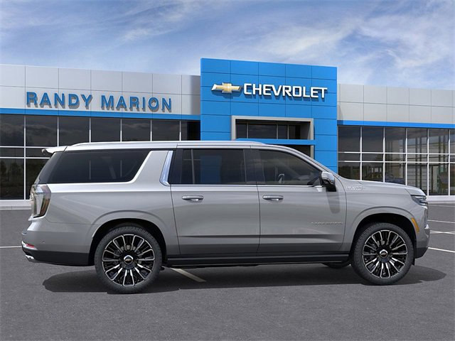 New 2026 Chevrolet Suburban High Country image 5